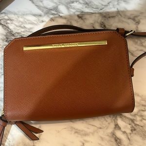 Steve Madden crossbody purse send offers:)